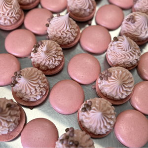 Полуничний мілкшейк